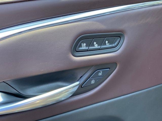 Cadillac Escalade Premium Luxury Platinum AWD 2024