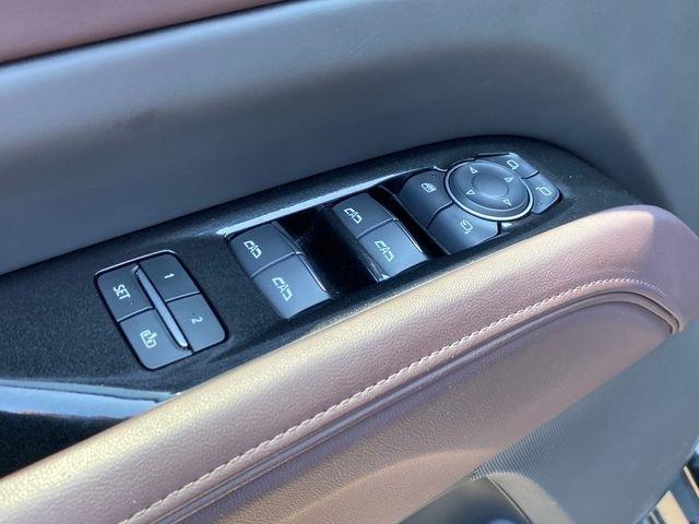 Cadillac Escalade Premium Luxury Platinum AWD 2024