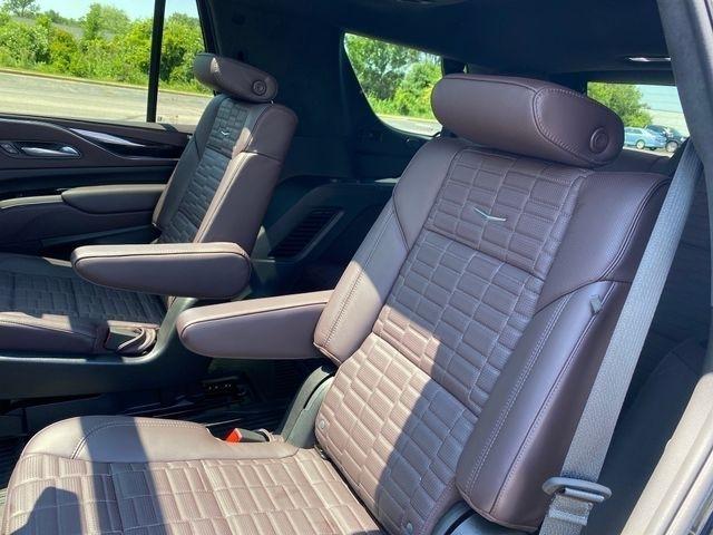 Cadillac Escalade Premium Luxury Platinum AWD 2024