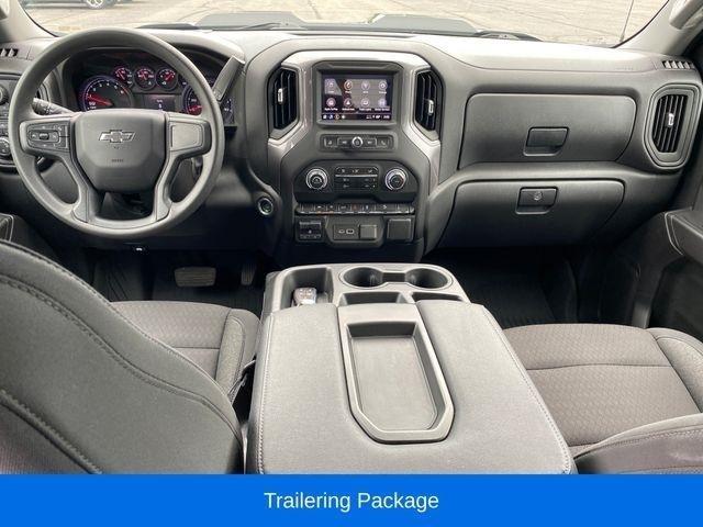 Chevrolet Silverado 1500 Trail Boss Custom Crew Cab 4WD 2024