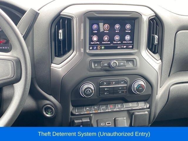 Chevrolet Silverado 1500 Trail Boss Custom Crew Cab 4WD 2024