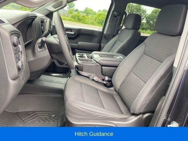 Chevrolet Silverado 1500 Trail Boss Custom Crew Cab 4WD 2024
