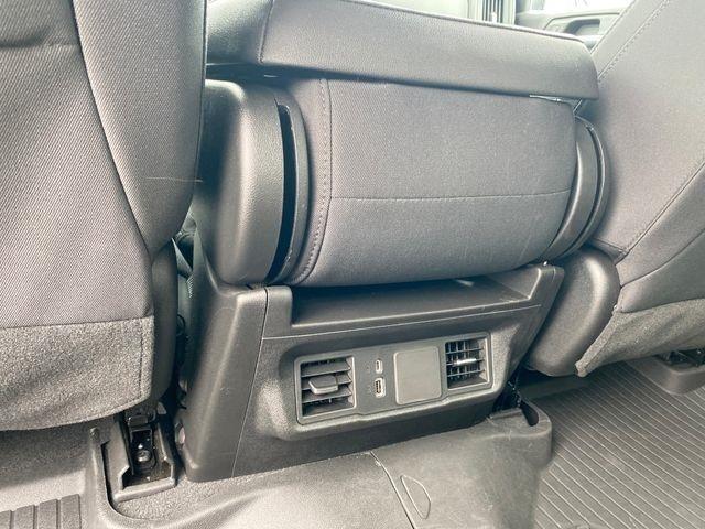 Chevrolet Silverado 1500 Trail Boss Custom Crew Cab 4WD 2024