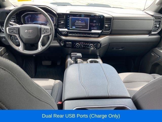 Chevrolet Silverado 1500 Trail Boss LT Crew Cab 4WD 2023