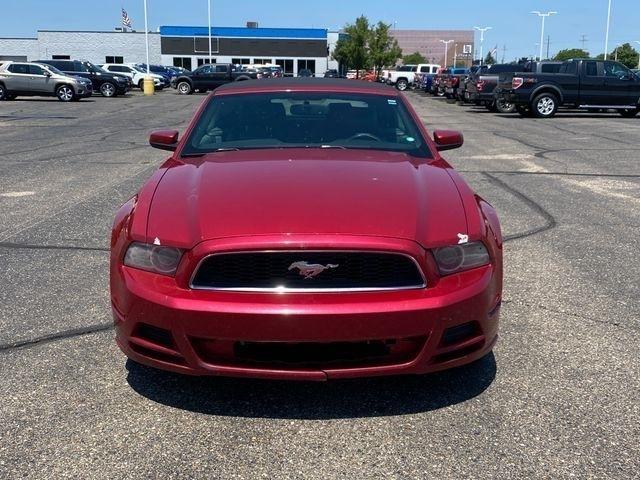 Ford Mustang V6 Convertible 2013