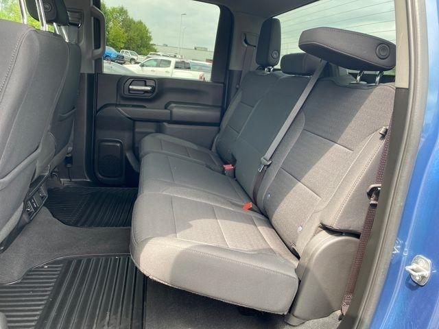 Chevrolet Silverado 2500HD Custom Crew Cab Long Box 4WD 2024