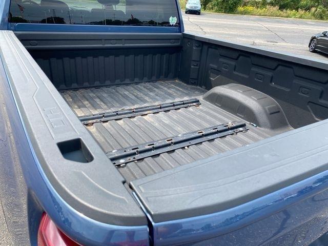 Chevrolet Silverado 2500HD Custom Crew Cab Long Box 4WD 2024