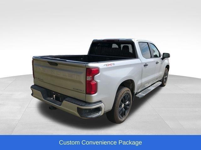 Chevrolet Silverado 1500 Custom Crew Cab Long Box 4WD 2020