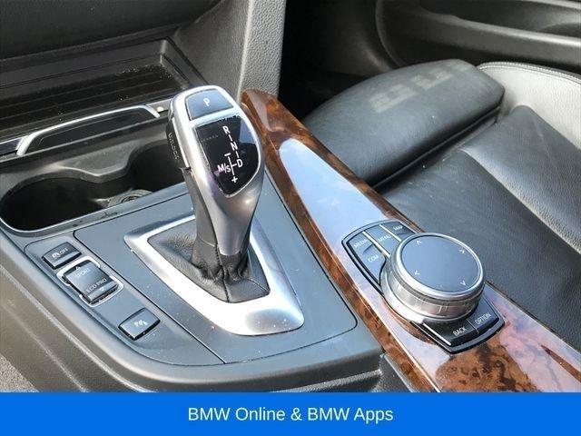 BMW 3-Series 330i xDrive SULEV Sedan 2017