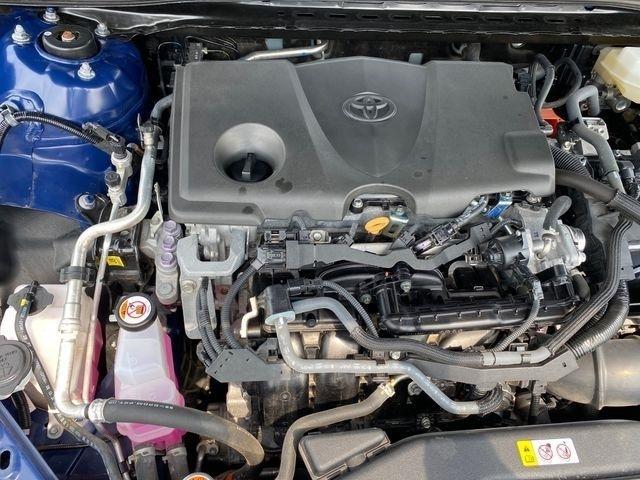 Toyota Camry Hybrid XLE 2025