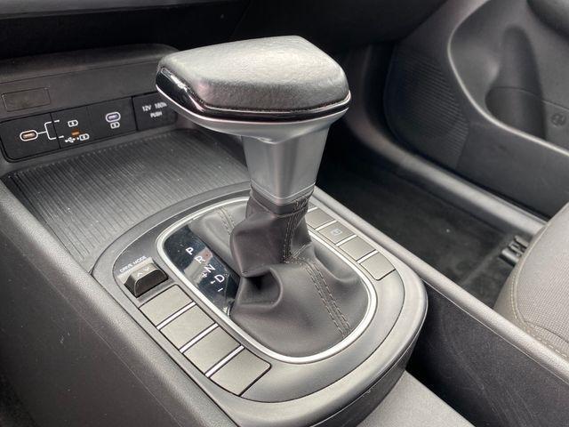Hyundai Kona SEL 2025