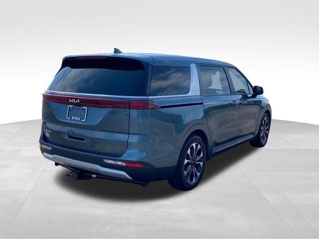 Kia Carnival EX 2024