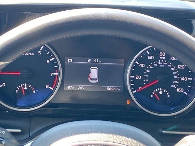 Kia Carnival EX 2024