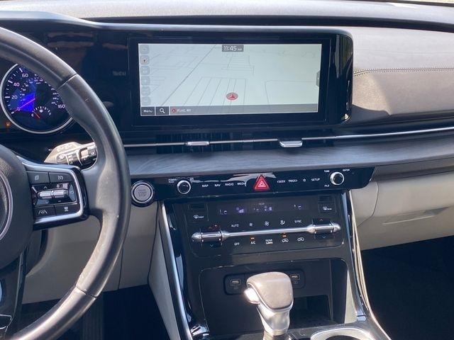 Kia Carnival EX 2024