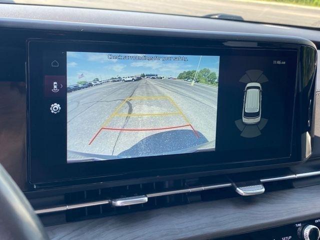 Kia Carnival EX 2024