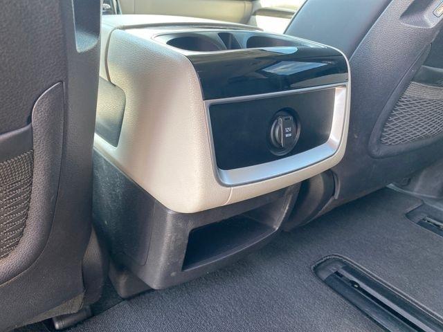Kia Carnival EX 2024