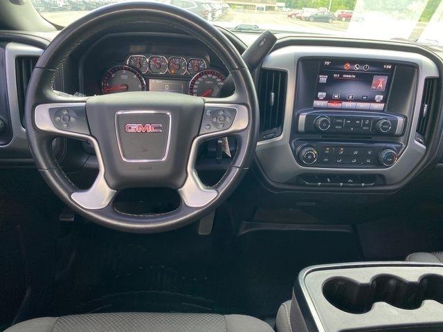 GMC Sierra 2500HD SLE Crew Cab 4WD 2015