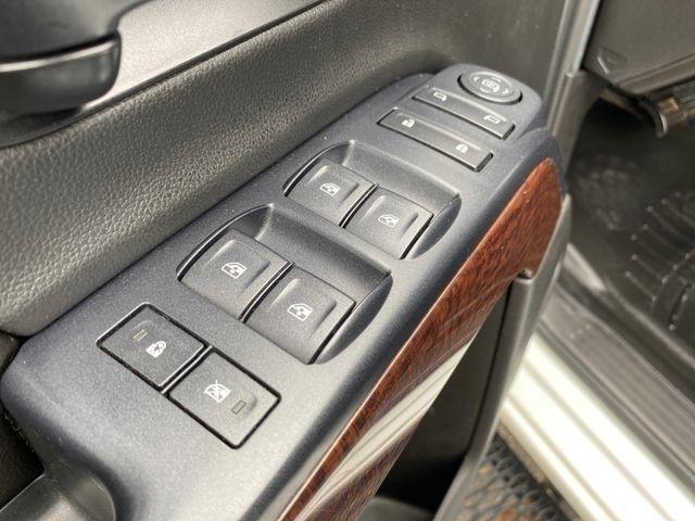 GMC Sierra 2500HD SLE Crew Cab 4WD 2015