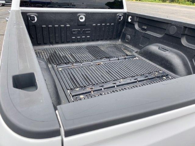 GMC Sierra 2500HD SLE Crew Cab 4WD 2015