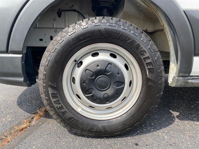 Ford Transit 250 Van High Roof w/Sliding Pass. 148-in. WB EL 2025