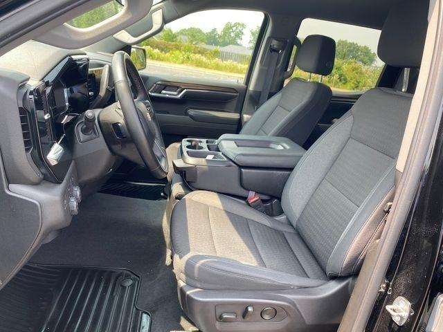 Chevrolet Silverado 1500 LT-L Crew Cab 4WD 2024