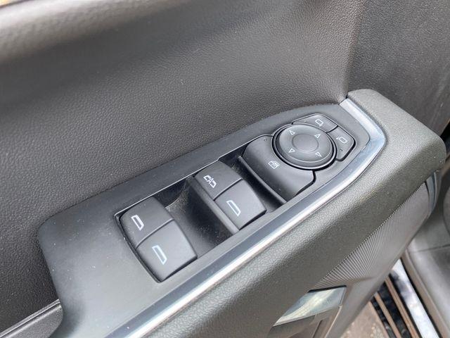 Chevrolet Silverado 1500 LT-L Crew Cab 4WD 2024