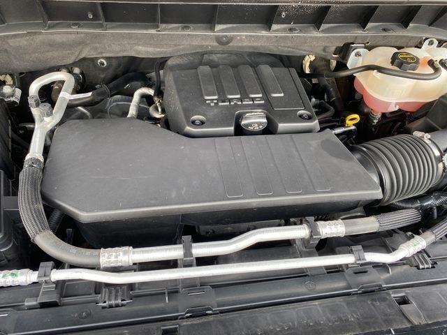 Chevrolet Silverado 1500 LT-L Crew Cab 4WD 2024