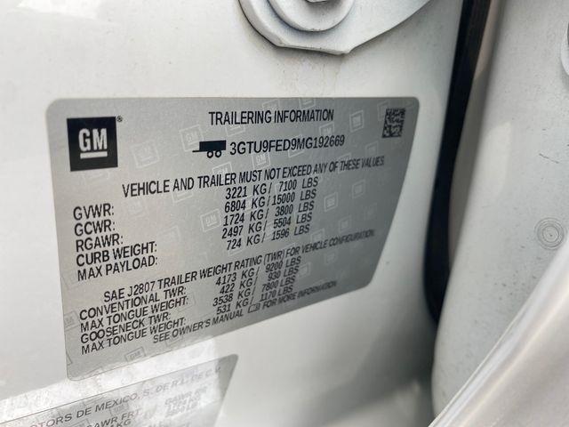 GMC Sierra 1500 Denali Crew Cab 4WD 2021