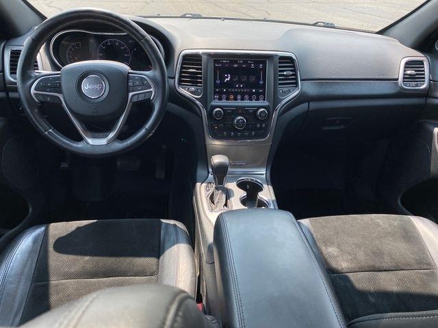 Jeep Grand Cherokee Laredo 4WD 2018