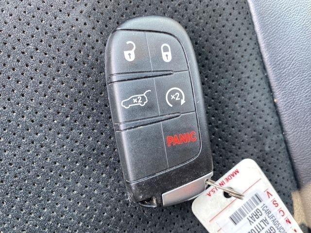 Jeep Grand Cherokee Laredo 4WD 2018