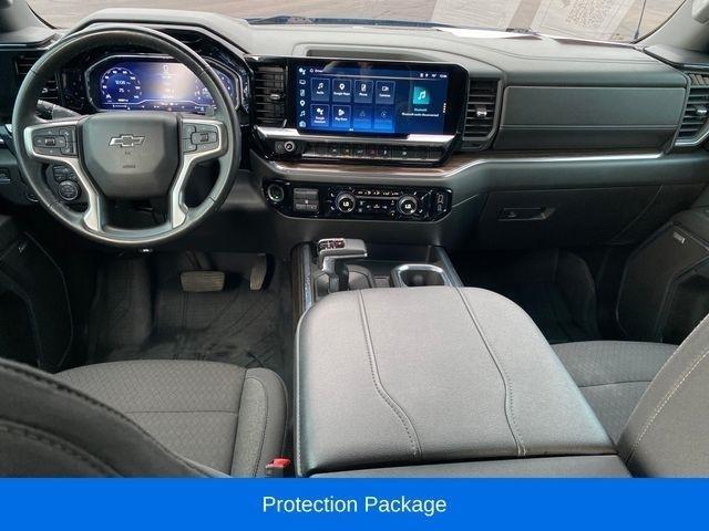 Chevrolet Silverado 1500 RST Crew Cab 4WD 2024