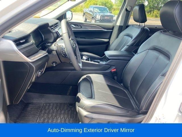 Jeep Grand Cherokee L Limited 4WD 2024