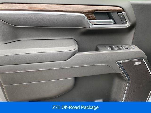 Chevrolet Silverado 1500 RST Crew Cab 4WD 2026
