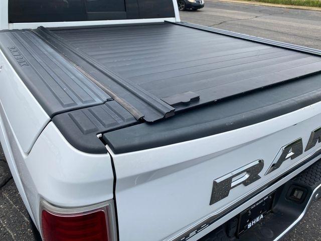 RAM 1500 Longhorn Crew Cab SWB 4WD 2017