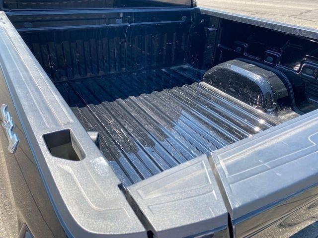 GMC Sierra 1500 Elevation L Crew Cab 4WD 2024