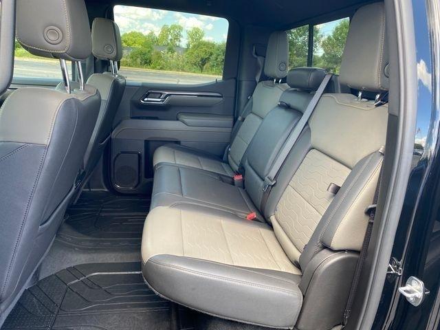 Chevrolet Silverado 1500 ZR2 Crew Cab 4WD 2024