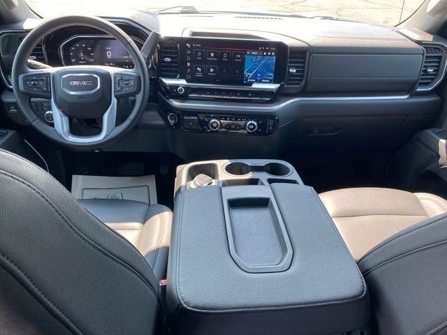GMC Sierra 1500 SLT Crew Cab 4WD 2026