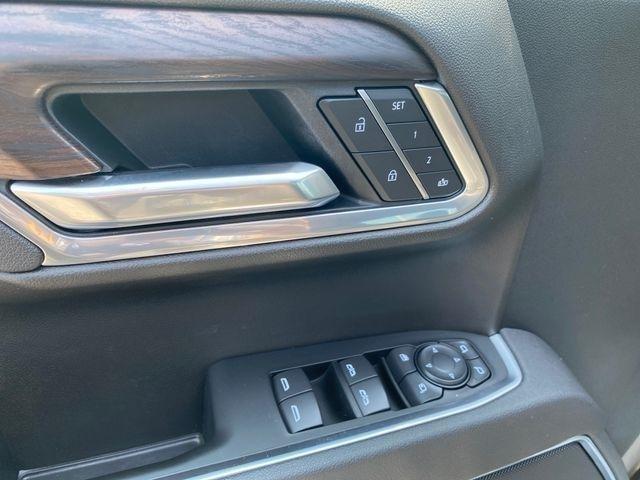 GMC Sierra 1500 SLT Crew Cab 4WD 2026