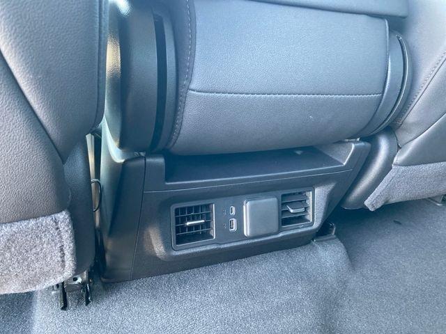 GMC Sierra 1500 SLT Crew Cab 4WD 2026