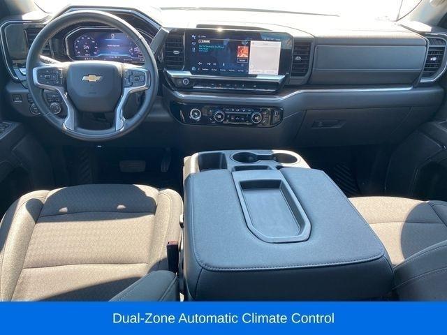 Chevrolet Silverado 1500 LT-L Crew Cab 4WD 2024