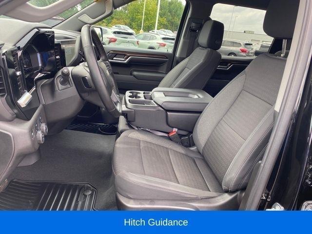 Chevrolet Silverado 1500 LT-L Crew Cab 4WD 2024