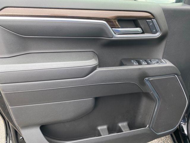 Chevrolet Silverado 1500 LT-L Crew Cab 4WD 2024