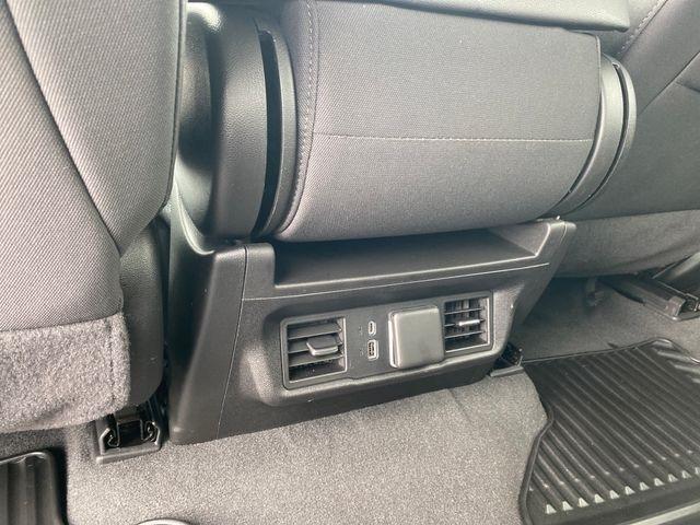Chevrolet Silverado 1500 LT-L Crew Cab 4WD 2024