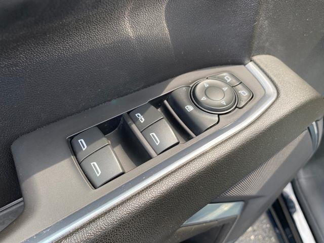 Chevrolet Silverado 1500 LT-L Crew Cab 4WD 2024