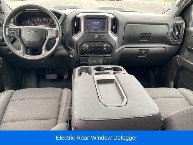 Chevrolet Silverado 1500 Trail Boss Custom Crew Cab 4WD 2023
