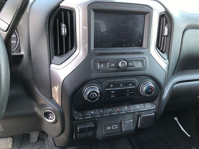 Chevrolet Silverado 1500 Trail Boss Custom Crew Cab 4WD 2023