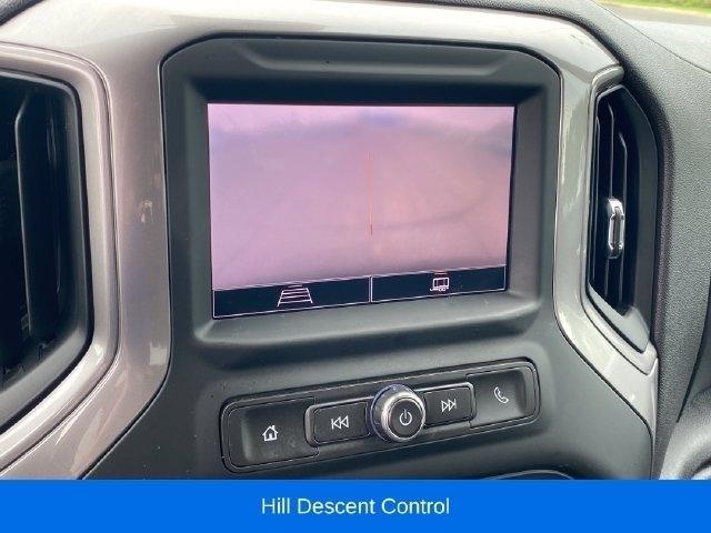 Chevrolet Silverado 1500 Trail Boss Custom Crew Cab 4WD 2023