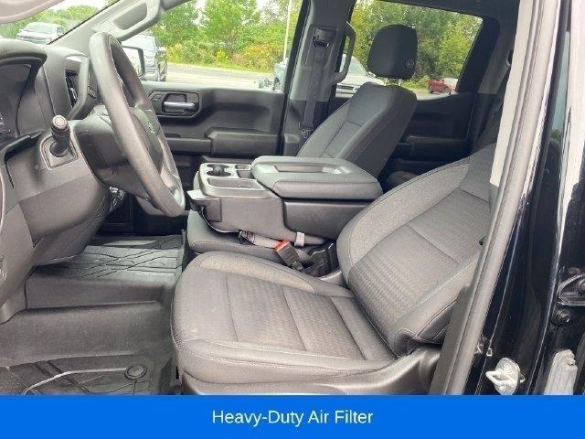 Chevrolet Silverado 1500 Trail Boss Custom Crew Cab 4WD 2023