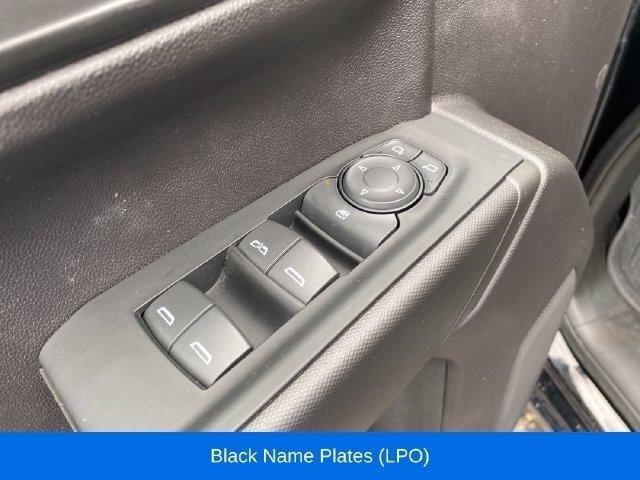 Chevrolet Silverado 1500 Trail Boss Custom Crew Cab 4WD 2023