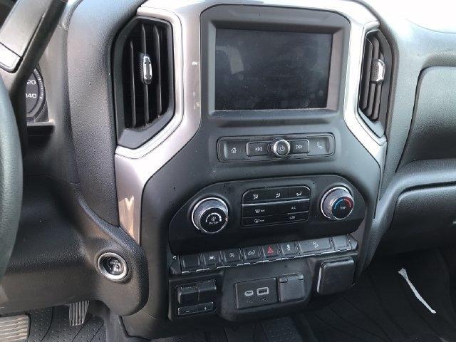 Chevrolet Silverado 1500 Trail Boss Custom Crew Cab 4WD 2023